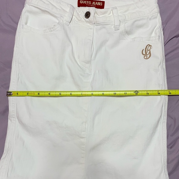 VTG Guess White Denim Skirt With Flared Mermaid-Style Bottom size 24 - Picture 5 of 10